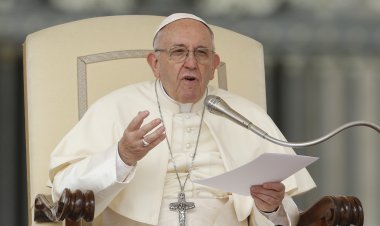 Pope Francis appeals for Gaza ceasefire, aid